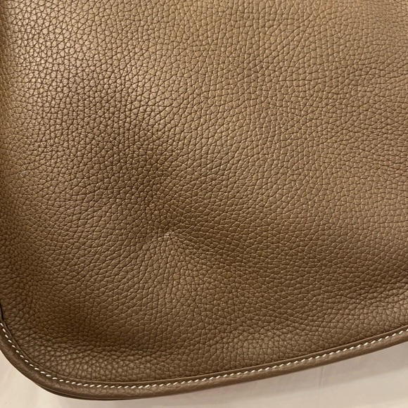 HERMES
Taurillon Clemence Evelyne III PM Etoupe - Picture 9 of 11